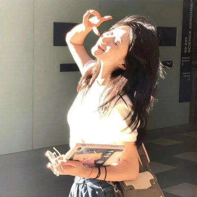 好莱坞诈骗女王